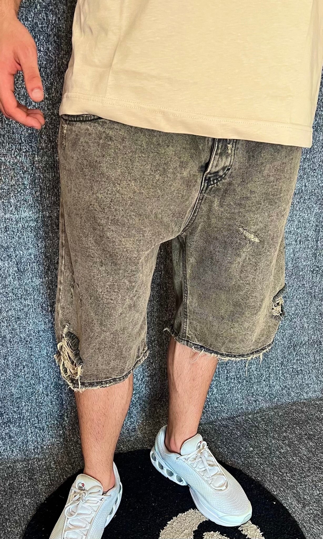 JEANS CORTO STRAPPATO