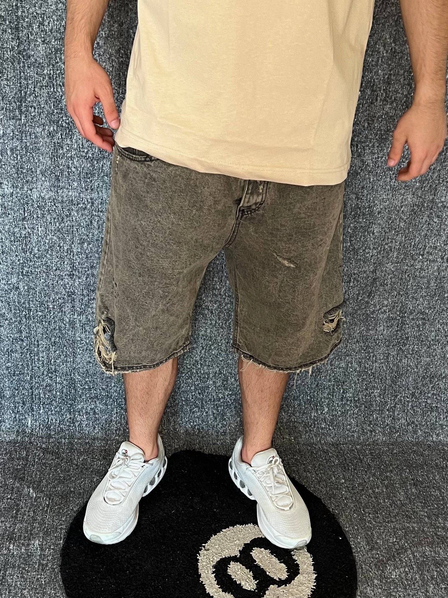 JEANS CORTO STRAPPATO